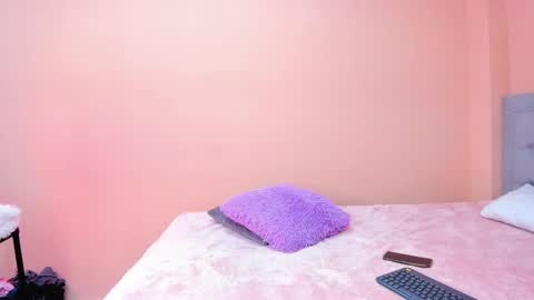 Snapshot of littletammy4u_ chatting on 1, 3, 2025 tammy online show from 1, 3, 2025