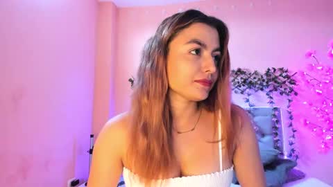 Snapshot of littletammy4u_ chatting on 11, 9, 2025 tammy online show from 11, 9, 2025