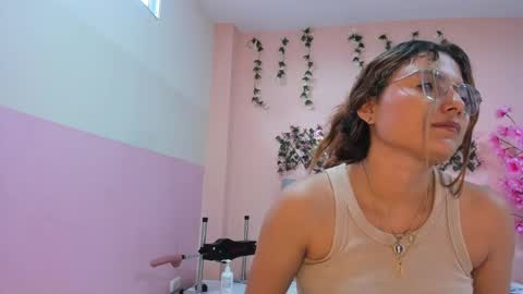 Snapshot of littletammy4u_ chatting on 23, 9, 2025 tammy online show from 23, 9, 2025