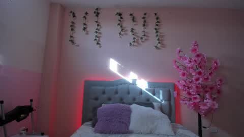 Snapshot of littletammy4u_ chatting on 4, 10, 2025 tammy online show from 4, 10, 2025