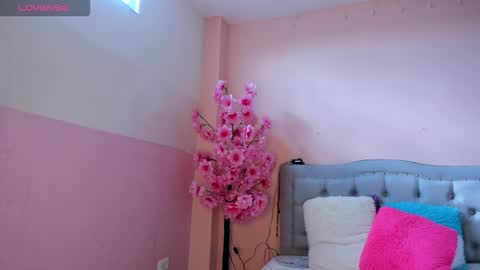 Snapshot of littletammy4u_ chatting on 30, 11, 2025 tammy online show from 30, 11, 2025