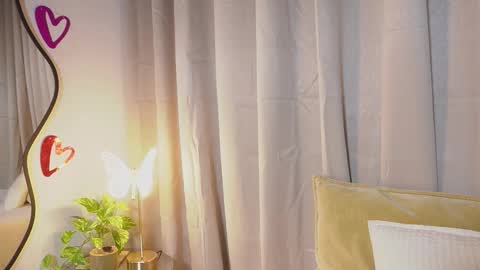 littletammy_ online show from 15, 1, 2026