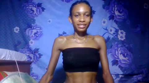 Snapshot of littleyanah chatting on 28, 5, 2026 yanah online show from 28, 5, 2026