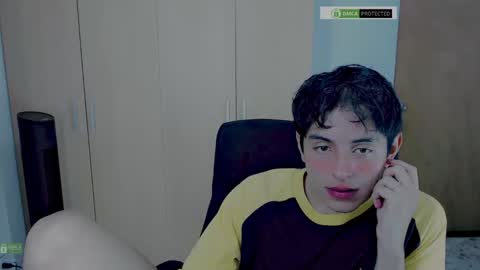 Snapshot of littlezhalem chatting on 19, 11, 2025 littlezhalem online show from 19, 11, 2025