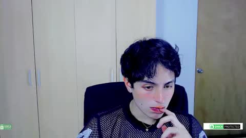 Snapshot of littlezhalem chatting on 22, 11, 2025 littlezhalem online show from 22, 11, 2025