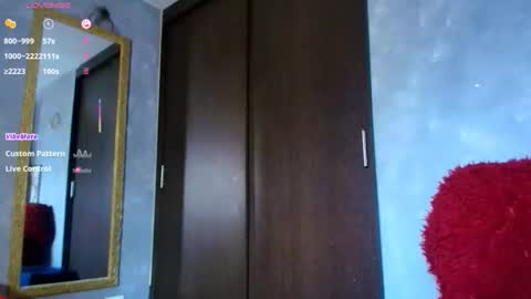 Snapshot of liuscast_22 chatting on 9, 11, 2025 Luis Castro online show from 9, 11, 2025