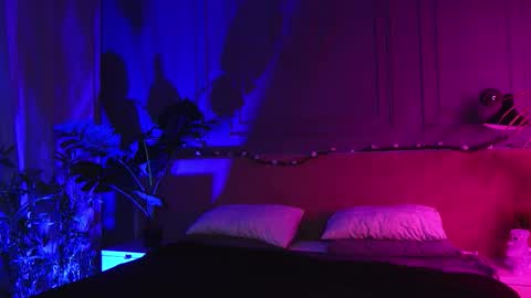 Snapshot of liv_fay chatting on 17, 12, 2025 Liv 3 online show from 17, 12, 2025