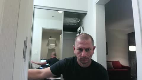 livinlife4now25 online show from 21, 12, 2025