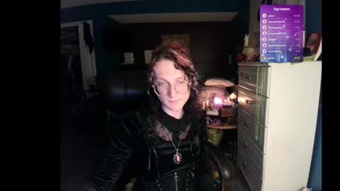 Snapshot of livolioyo chatting on 6, 1, 2025 Livolio online show from 6, 1, 2025