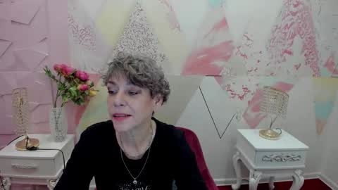 Snapshot of livslife chatting on 18, 12, 2025 livslife online show from 18, 12, 2025