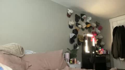 Snapshot of livvymack chatting on 29, 9, 2025 Livvy online show from 29, 9, 2025