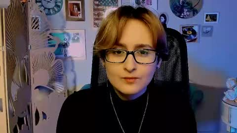 LixeLuna online show from 8, 5, 2026