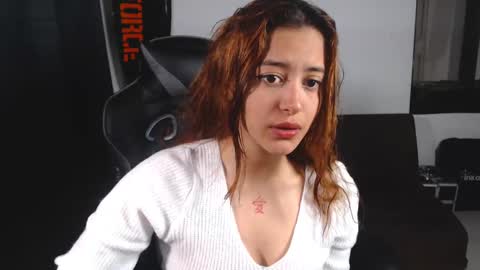 Snapshot of liz_beths chatting on 6, 10, 2025 Elizabeth online show from 6, 10, 2025