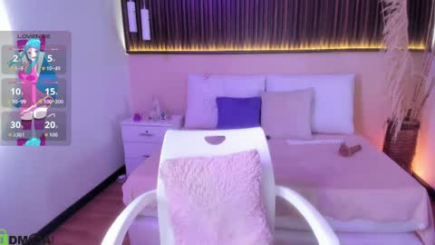    online show from 30, 3, 2026