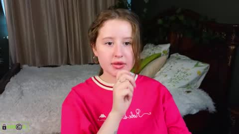 Snapshot of liza_mur chatting on 6, 5, 2026 your love online show from 6, 5, 2026