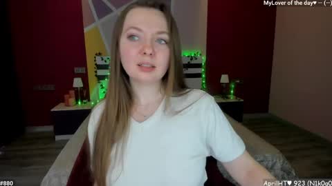 Girl next door online show from 15, 4, 2026