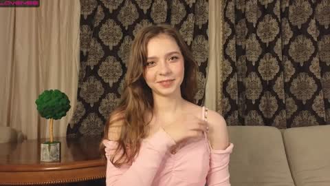 Snapshot of lizbethbiers chatting on 9, 1, 2025 Hello there im Amelia Im new here Lets have fun online show from 9, 1, 2025