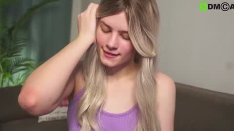 Snapshot of lizbethcoll chatting on 20, 1, 2025 Sunnheart online show from 20, 1, 2025