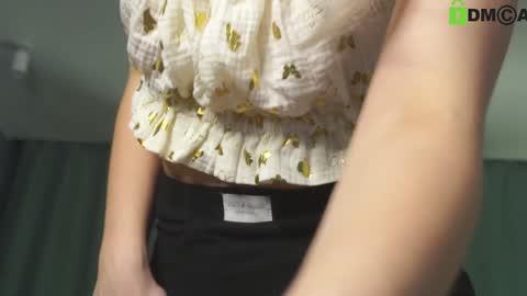 Snapshot of lizbethcoll chatting on 31, 1, 2025 Sunnheart online show from 31, 1, 2025