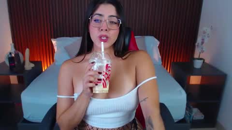 LIZETH online show from 12, 2, 2025