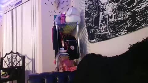 Lizz  online show from 26, 9, 2025