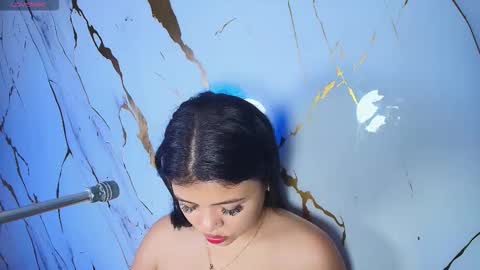 Snapshot of lizz_tender chatting on 5, 12, 2025 Lizz online show from 5, 12, 2025