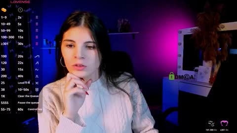 Snapshot of lizzie_boom chatting on 4, 10, 2025 lizzie_boom online show from 4, 10, 2025