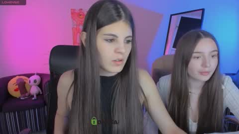 Snapshot of lizzie_boom chatting on 7, 10, 2025 lizzie_boom online show from 7, 10, 2025