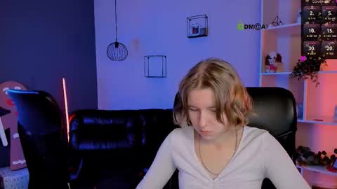 Snapshot of lizzie_boom chatting on 19, 12, 2025 lizzie_boom online show from 19, 12, 2025