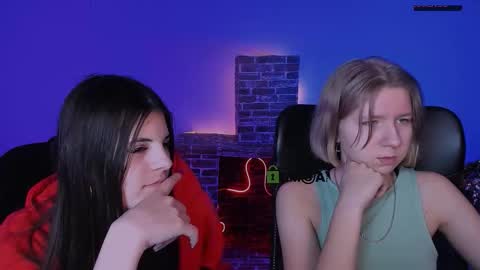 Snapshot of lizzie_boom chatting on 14, 1, 2026 lizzie_boom online show from 14, 1, 2026