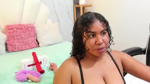 lizzie_williamss online show from 9, 11, 2025