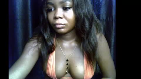 Snapshot of lizzy_petite chatting on 29, 9, 2025 lizzy online show from 29, 9, 2025