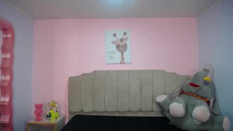 Lizzy SCHEDULE BROADCASTING Monday-Saturday 11am4pm Colombia online show from 23, 2, 2025