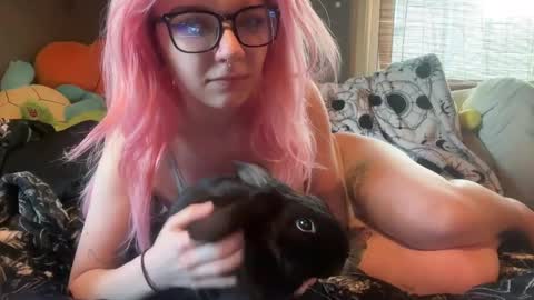 Snapshot of lizzyylovesick chatting on 3, 3, 2025 lizzybunny online show from 3, 3, 2025