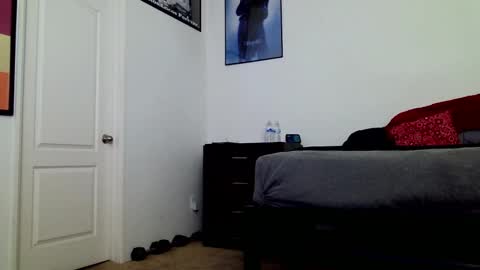 LL Cool Jake online show from 8, 11, 2025