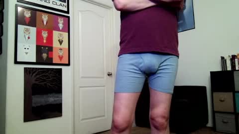 LL Cool Jake online show from 22, 5, 2026