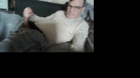 Snapshot of lngdickdaddy chatting on 6, 4, 2026 LongDick Daddy online show from 6, 4, 2026