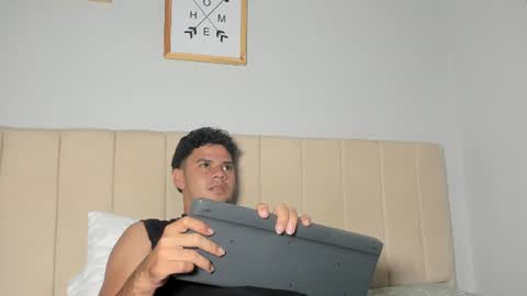 Snapshot of logan_9_ chatting on 30, 6, 2026 logan online show from 30, 6, 2026