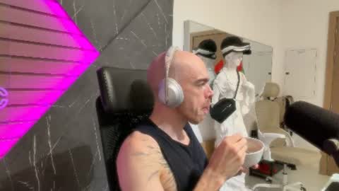 Snapshot of logan__kelly chatting on 27, 7, 2026 logan__kelly online show from 27, 7, 2026