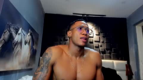 logan_varela online show from 24, 12, 2024