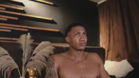 logan_varela online show from 22, 1, 2025