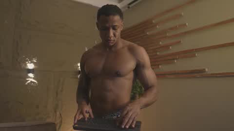 logan_varela online show from 15, 9, 2025