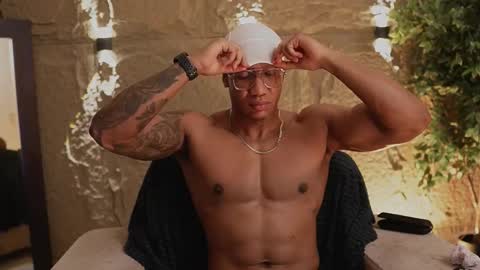 logan_varela online show from 25, 11, 2025