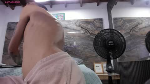 Snapshot of logan_wollff chatting on 14, 6, 2026 logan_wollff online show from 14, 6, 2026