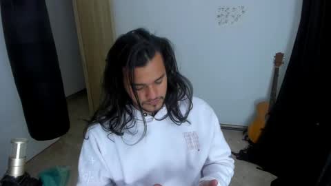 Snapshot of loganhot22 chatting on 1, 6, 2026 Logan online show from 1, 6, 2026