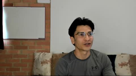 Snapshot of logannick chatting on 25, 5, 2026 Logan online show from 25, 5, 2026