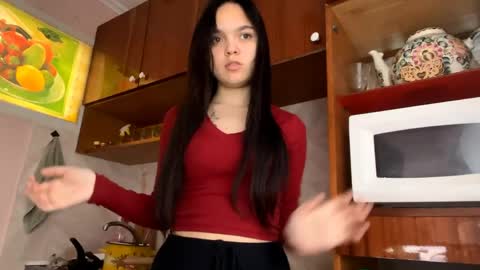 Asya online show from 10, 4, 2026