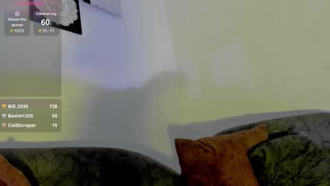 logantwink18 online show from 5, 10, 2025