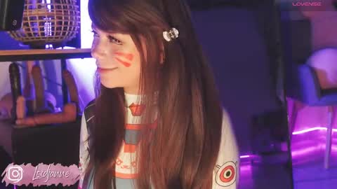 Snapshot of loidjanne chatting on 11, 9, 2025 Janne Miller 9pm to 3am GMT-5 online show from 11, 9, 2025