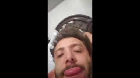 Snapshot of loirospmorumbi chatting on 4, 4, 2026 Loirinho Diamante online show from 4, 4, 2026